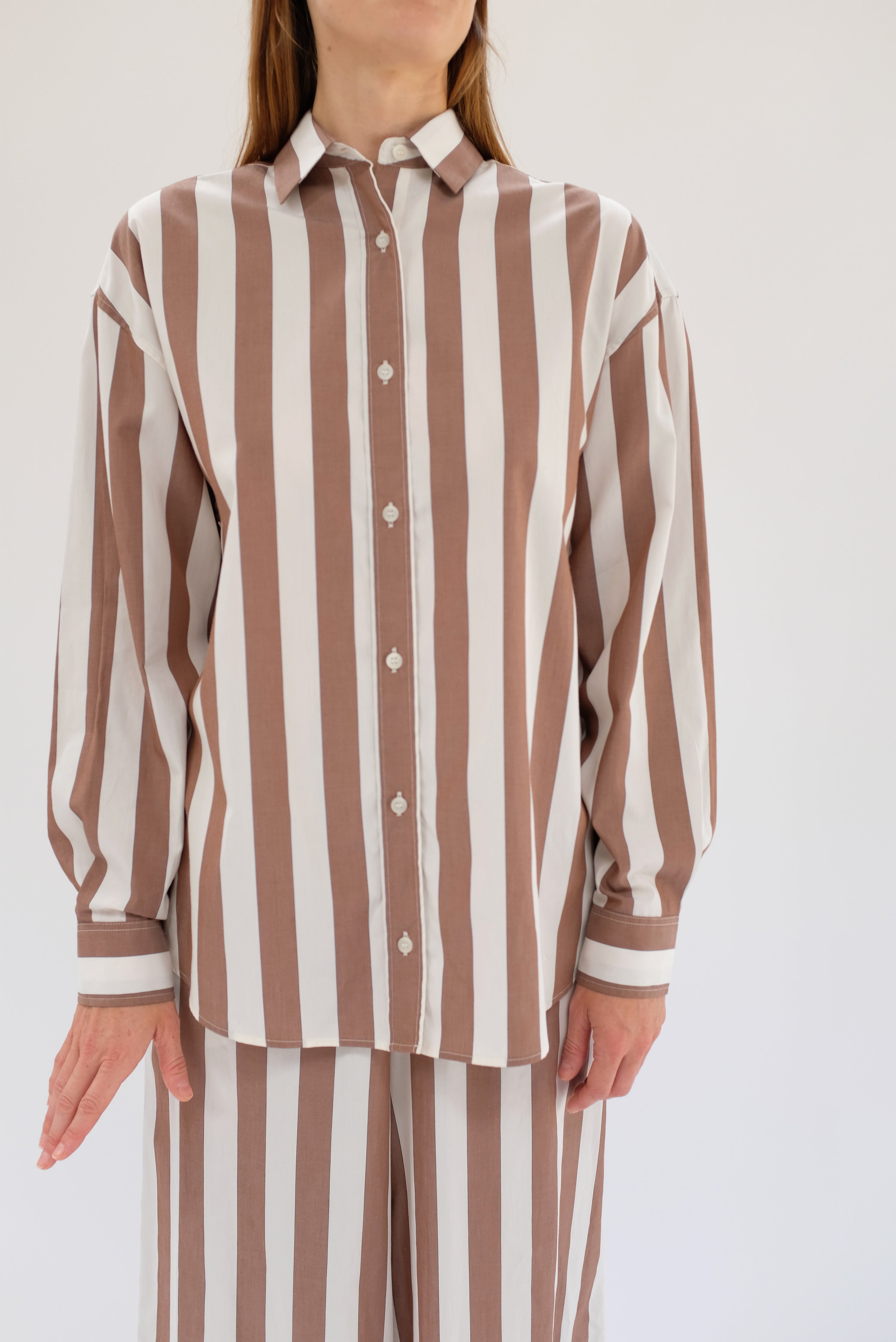 Baserange Loose Ole Shirt – Beklina