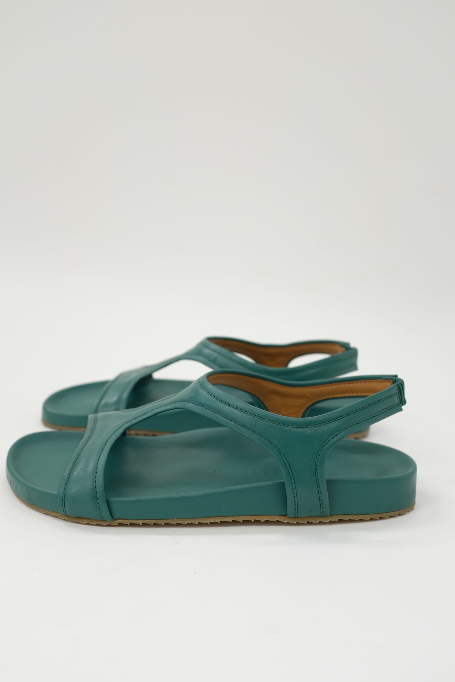 Beklina Gubi Sandal Cypress