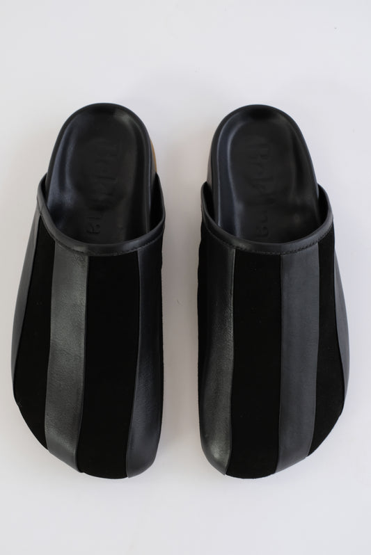 Beklina Gubi Mules Black